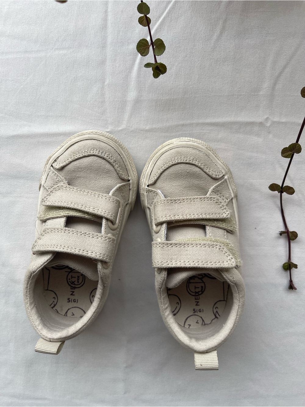Toddler Wide Fit Canvas Hook-and-Loop Sneakers
